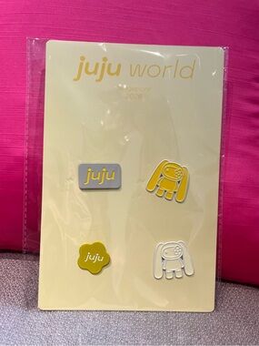 Singapore yellow Jujuworld CJ Hendry pins